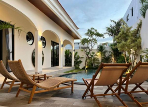 The Dahlia's Villa NEW 3 BR Canggu-Munggu Seseh